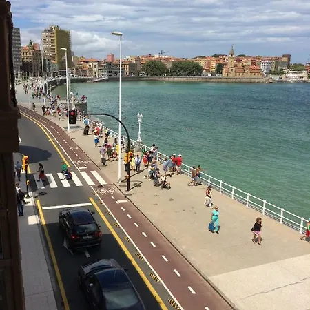 Vivienda En Gijon Frente Al Mar Villa Exterior photo