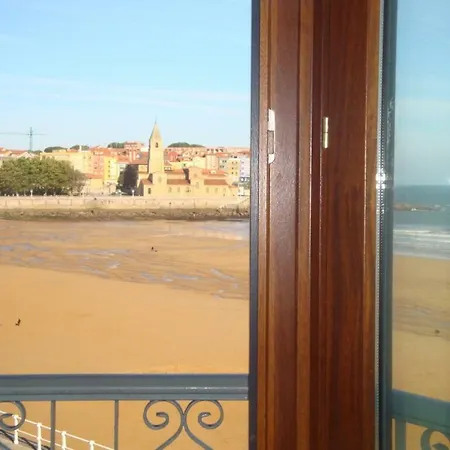 Vivienda En Gijon Frente Al Mar Villa Exterior photo