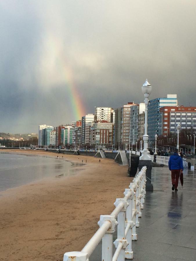 Vivienda En Frente Al Mar * Gijon